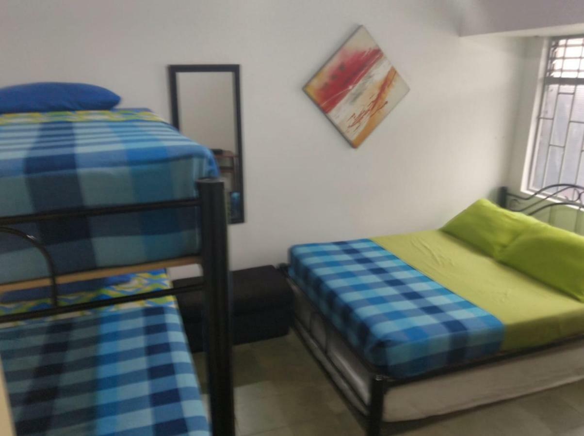 Casa Blanca Hostel Μεντεγίν Εξωτερικό φωτογραφία